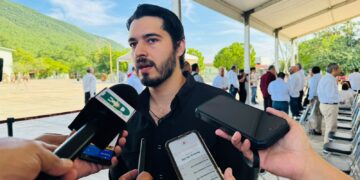 Estalla huelga en dos maquiladoras