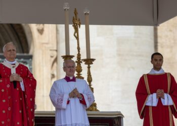 León XIV pide a misioneros digitales ser agentes de comunión