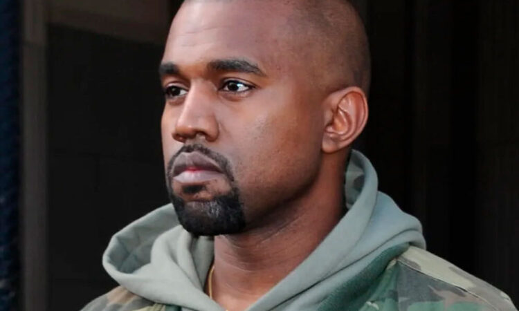 Exigen fans a Kanye West reembolso tras concierto desastroso