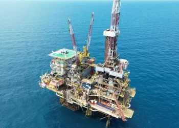 Histórica caída en producción de crudo de Pemex