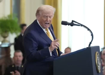 Trump acusa a cárteles mexicanos de controlar a políticos