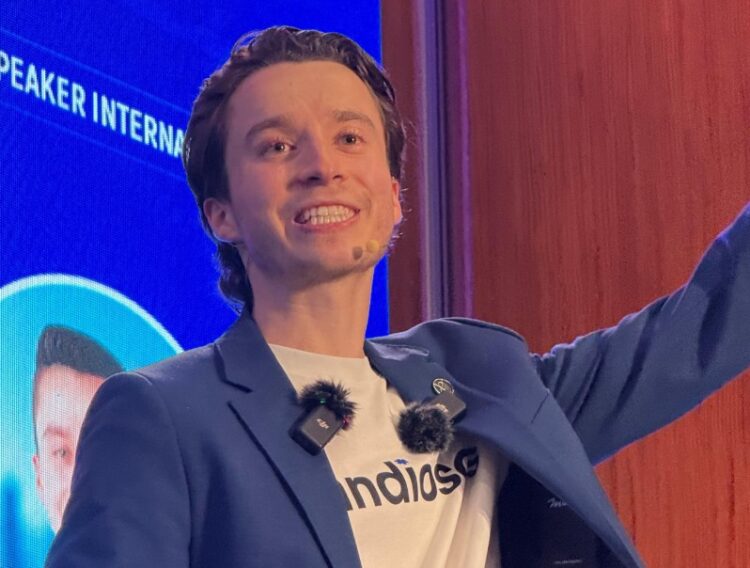 Alonso Lozano de GR8 Real Estate impartirá workshop en Monterrey sobre cómo comisionar 100 mil al mes