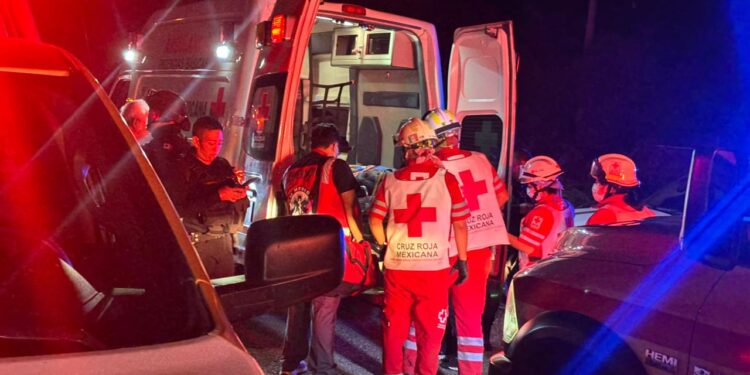 Mueren dos en accidente