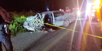 Mueren dos en accidente