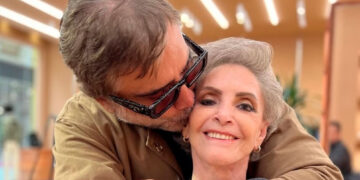 Festeja Alejandro Fernández cumpleaños de su mamá Cuquita