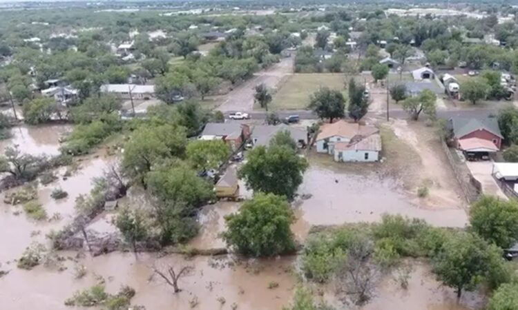 EU agradece apoyo de México en inundaciones; ‘enviaron valientes equipos’