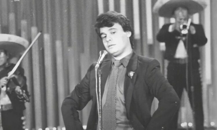 Lanzan ‘Nunca había amado así’, sencillo inédito de Juan Gabriel