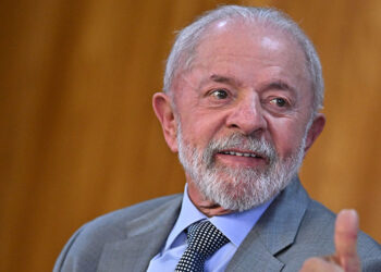 Lula firma el decreto que permite a Brasil adoptar contramedidas a los aranceles de Trump
