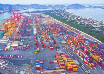 Anuncian inversión por más de 296 mil millones de pesos en puertos del país