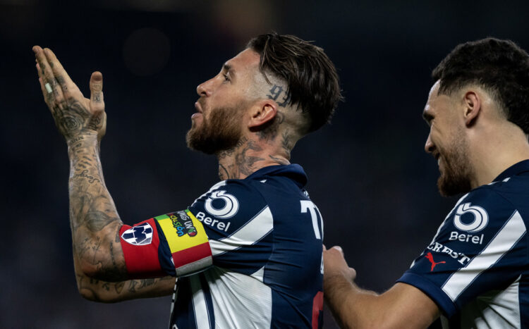 Argentinos se burlan de Rayados por su eliminación en Mundial de Clubes