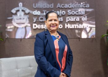 Colabora la UAT en iniciativa para incluir al trabajador social en la educación