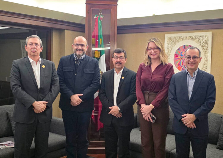 Gestiona rector acuerdos para fortalecer crecimiento de la UAT