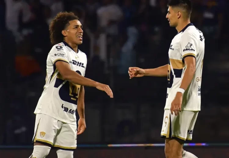 Pumas y Necaxa igualan tras polémica en el minuto 90+7