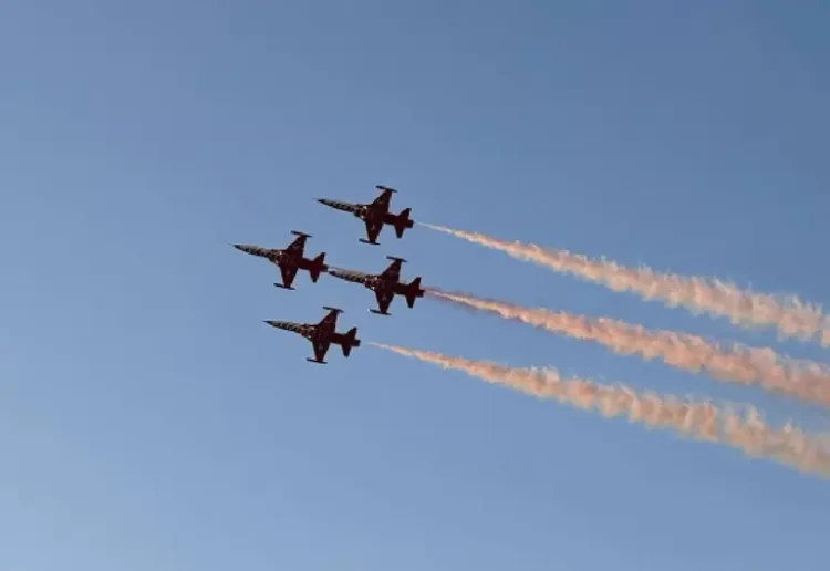 Trump ordena despliegue aéreo y naval para enfrentar narcotráfico en el Caribe