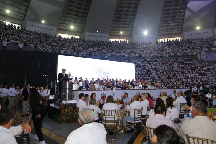 Reconocen en Cd. Madero, Tamaulipas la fortaleza del sindicato petrolero mexicano en su 90 aniversario