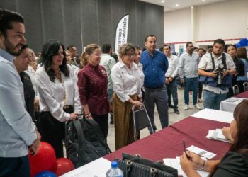 Ofertan 880 vacantes 50 empresas en la Feria del Empleo de Cd. Victoria