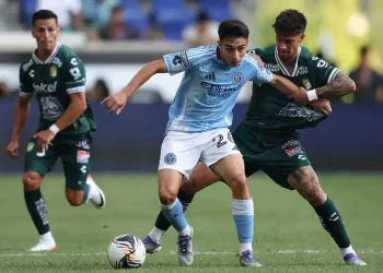 James Rodríguez falla penal y sentencia a León ante New York City
