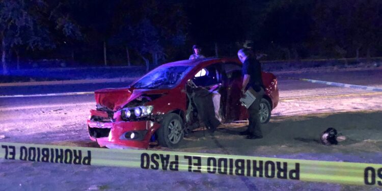 Automovilista embiste y mata a motociclista en libramiento Naciones Unidas de Victoria