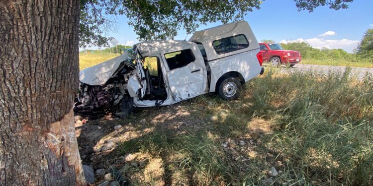 Otro choque en la Rumbo Nuevo; chofer salva la vida ¡de milagro!