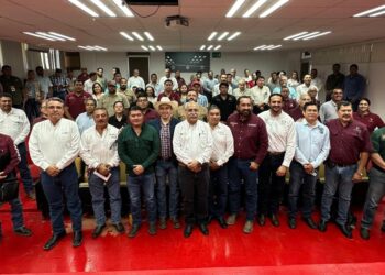 Capacitan a personal técnico en detección y control del gusano barrenador