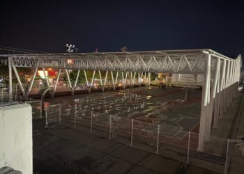 Deficiente declive y drenaje en canchas de básquetbol de la Deportiva “Adolfo Ruiz Cortines”