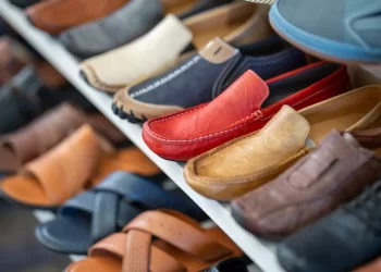 Suspende México importación temporal de calzado terminado; protege a industria nacional