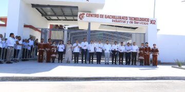 Inauguran Américo Villarreal y Mario Delgado el CBTIS 302 en Reynosa, Tamaulipas