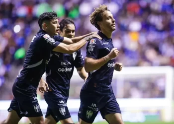 Monterrey reafirma el liderato en la Liga MX al derrotar 4-2 al Puebla