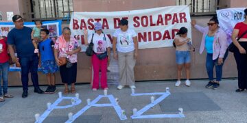 Protestan familiares de desaparecidos frente al Palacio de Gobierno de Tamaulipas