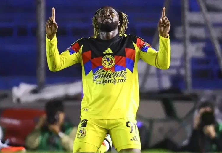 América derrota 2-0 Pachuca en partido sin público; Maximin anotó