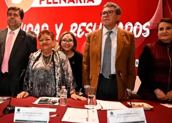 Anuncian reforma a Ley Aduanera durante reunión plenaria de Morena en Cámara de Diputados
