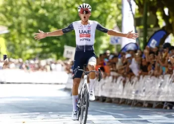 Isaac del Toro alcanza el séptimo lugar en el ranking mundial de ciclismo