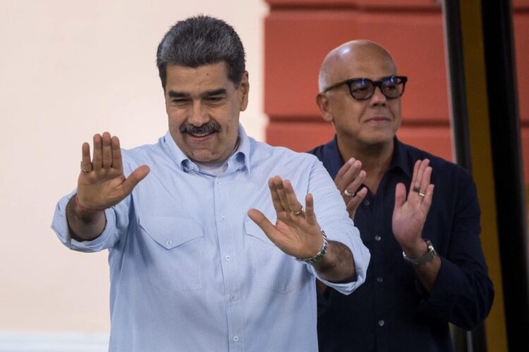 Periodistas mexicanos retenidos y deportados en Venezuela tras cobertura