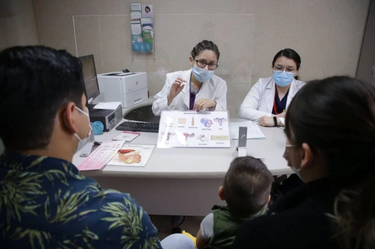 Preocupa índice de embarazos en adolescentes