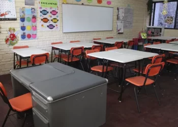 Estos son los puentes y periodos vacaciones del calendario SEP 2025-2026 en México