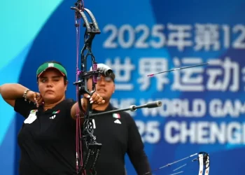 Andrea Becerra gana oro en tiro con arco para México en los Juegos Mundiales 2025