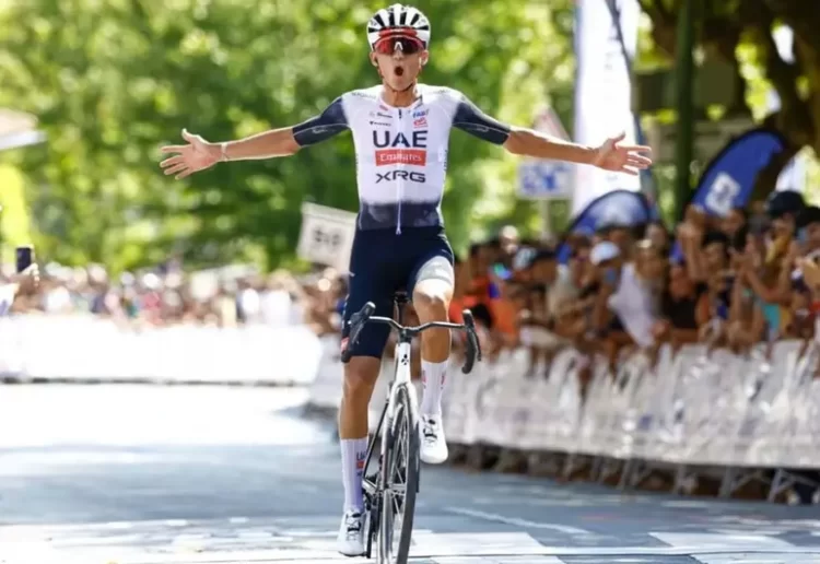 El ciclista mexicano Isaac del Toro logra remontada y gana la Vuelta a Burgos, España 2025