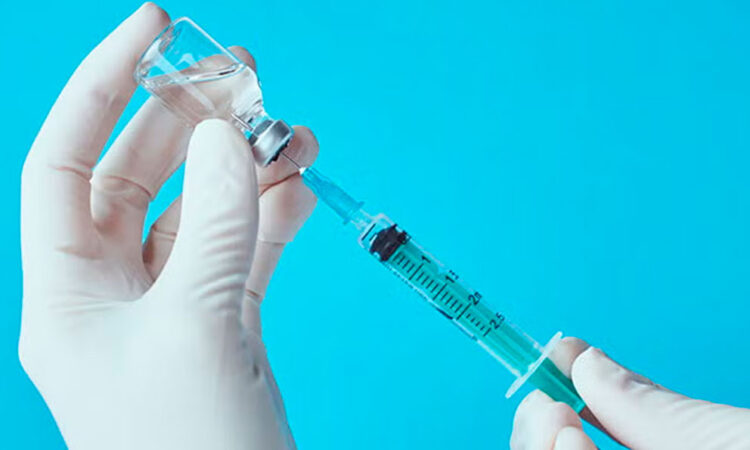 EU aprueba nuevas vacunas anticovid pero las limita