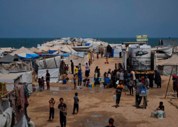 Denuncian 100 ONG bloqueo de ayuda en Gaza