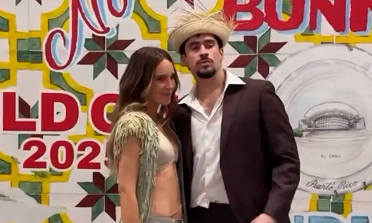 Bad Bunny dedica ‘Perro negro’ a Belinda y desata furor