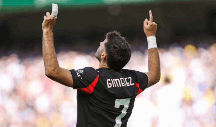 Santiago Giménez debuta con gol en pretemporada con AC Milan