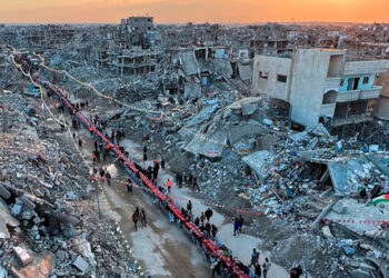 Israel bloquea 22.000 camiones de ayuda esperando entrar en Gaza