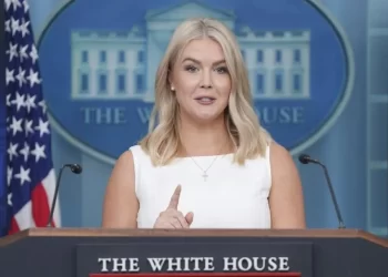 Trump advierte sobre acciones contra Maduro