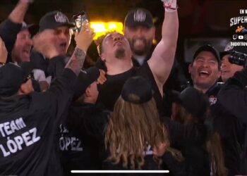 Franco Escamilla derrota al Escorpión Dorado en vibrante pelea de Supernova