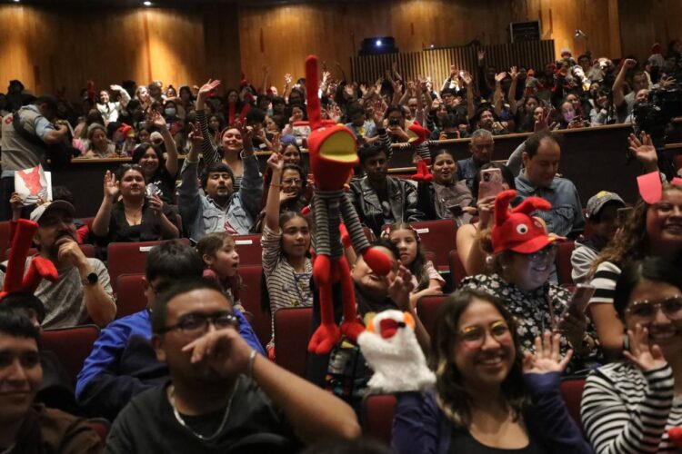 31 Minutos cautiva a más de 2 mil fans en la FIL UNAM