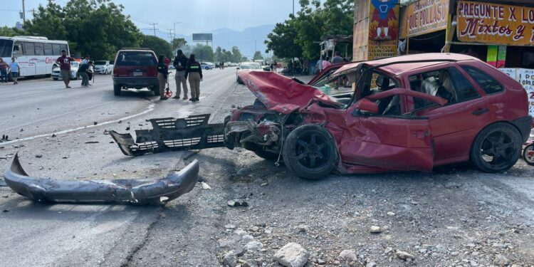 Seis heridos en fuerte choque en Av. de La Unidad de Cd. Victoria