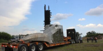 Trasladan escultura de la Virgen de la Misericordia hacia “El Chorrito”, Hidalgo, Tamaulipas