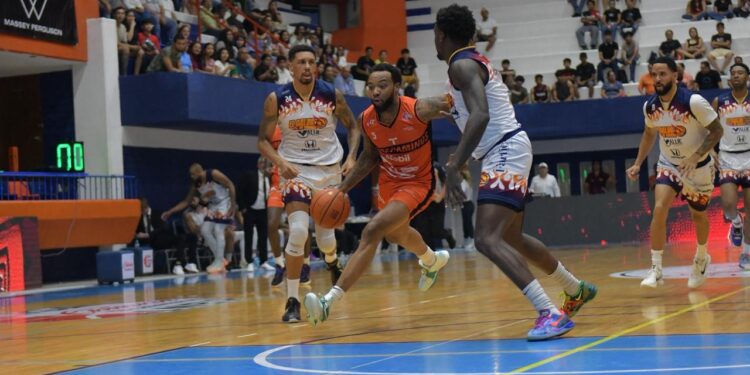 Corre Básquet gana y convence en Tampico