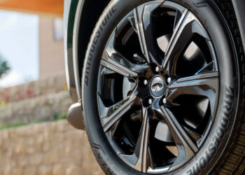 Carros más caros en México que en EU tras aranceles de Trump