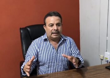 Gobierno comienza a dar de baja autos de lujo mal regularizados